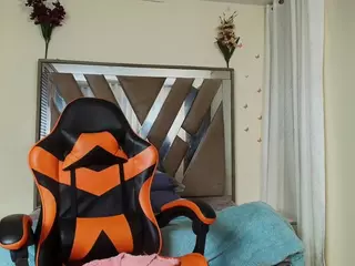 leyladarly's Live Sex Cam Show