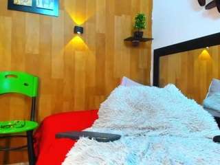 lila-lov Live Webcam on CamSoda