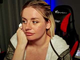 maaad-maxxx Live Webcam on CamSoda