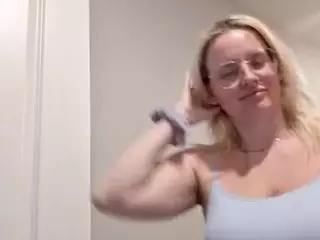 MAXXX's Live Sex Cam Show
