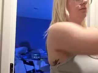 MAXXX's Live Sex Cam Show
