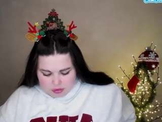 sophia-olsen-16's CamSoda show and profile