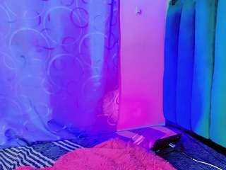 ana-paulet's CamSoda show and profile