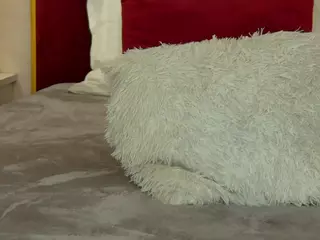 ChloeSins's Live Sex Cam Show