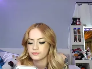 ForeverLexi's Live Sex Cam Show