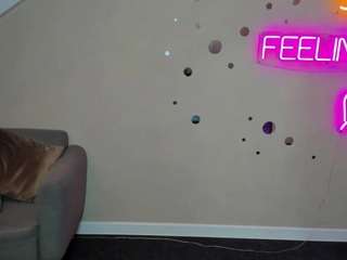jessie-wallkker Live Webcam on CamSoda
