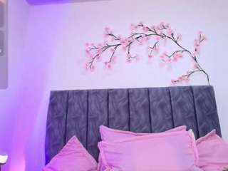 sophieevelvet live cam profile