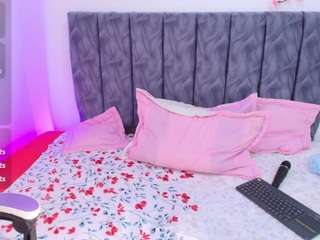 sophieevelvet live cam profile