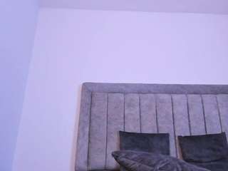 Live webcam model dannaroberts on Soda Cams