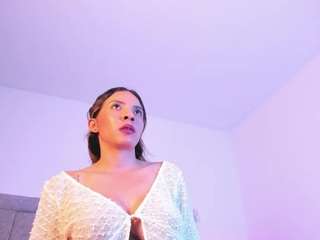 Live webcam model dannaroberts on Soda Cams