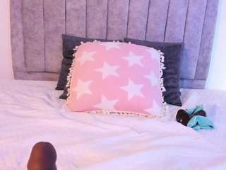 Live webcam model dannaroberts on Soda Cams