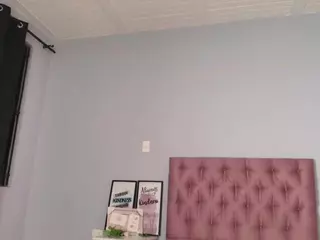 Daphneee's Live Sex Cam Show