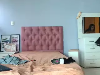 Daphneee's Live Sex Cam Show