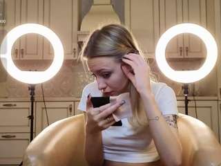 edinagaler Webcam Model Profile