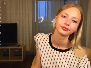 EdinaGaler's Live Sex Cam Show