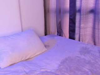 emycross webcam