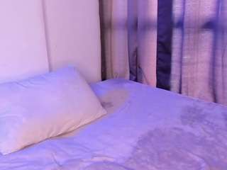 emycross webcam