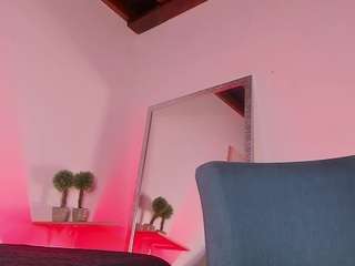 emycross Live Webcam on {site_name}