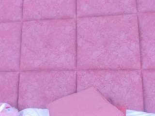 lilyroxi Live Webcam on CamSoda