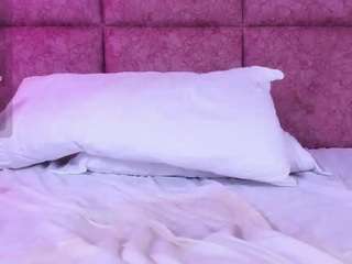 Lily Roxi live cam preview