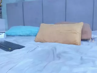LilyRoxi's Live Sex Cam Show