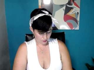 Live cam show with Sunny-Rayz