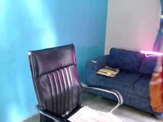 Live cam show with Sunny-Rayz