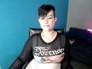 Live cam show with Sunny-Rayz