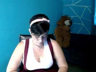 sunny-rayz live webcam show