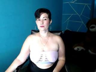 Sunny-Rayz live webcam show