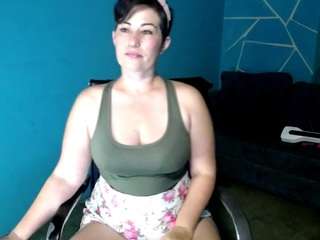 Sunny-Rayz live webcam show