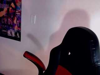 adharaamoon Live Webcam on CamSoda