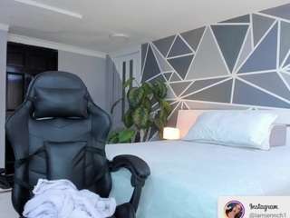 charolbruce Webcam Model Profile