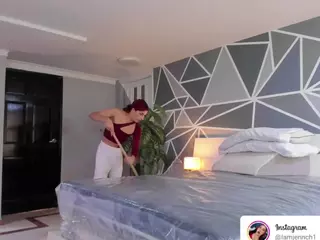 charolbruce's Live Sex Cam Show