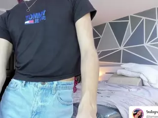 charolbruce's Live Sex Cam Show
