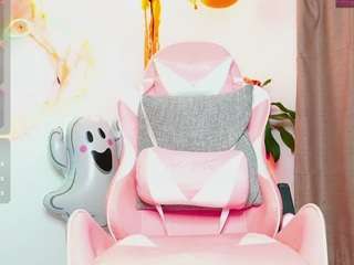 Try CamSoda's intriguing Euphoricbunny in zir enticing live display euphoricbunny from CamSoda