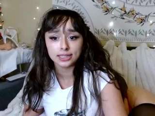 Live webcam model jenniferwallis on Soda Cams