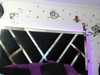 latingirls01's Live Sex Cam Show