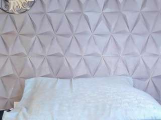 mollys-charm777 Live Webcam on CamSoda