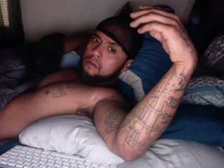 ricandick1418 Live Webcam on CamSoda