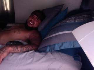 ricandick1418 Live Webcam on CamSoda