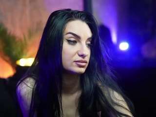 Live Sex Chat with BikiBoom (@bikiboom)