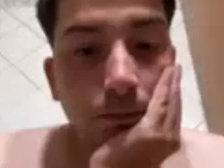 geralddupree's Live Sex Cam Show
