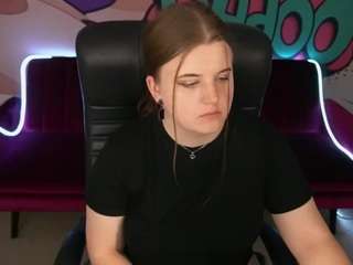 kristimoons from CamSoda