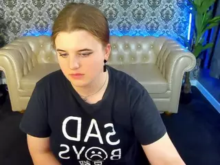 KristiMoons's Live Sex Cam Show