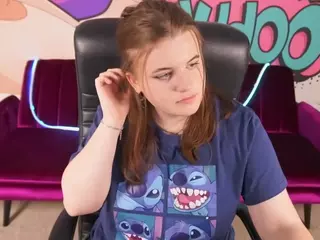 KristiMoons's Live Sex Cam Show