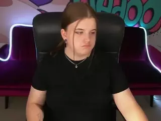 KristiMoons's Live Sex Cam Show