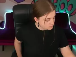 KristiMoons's Live Sex Cam Show