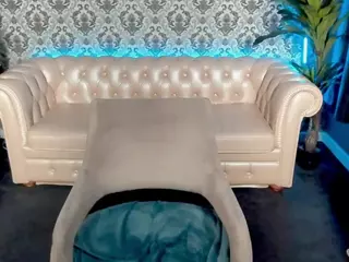 KristiMoons's Live Sex Cam Show