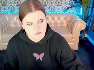 KristiMoons's Live Sex Cam Show